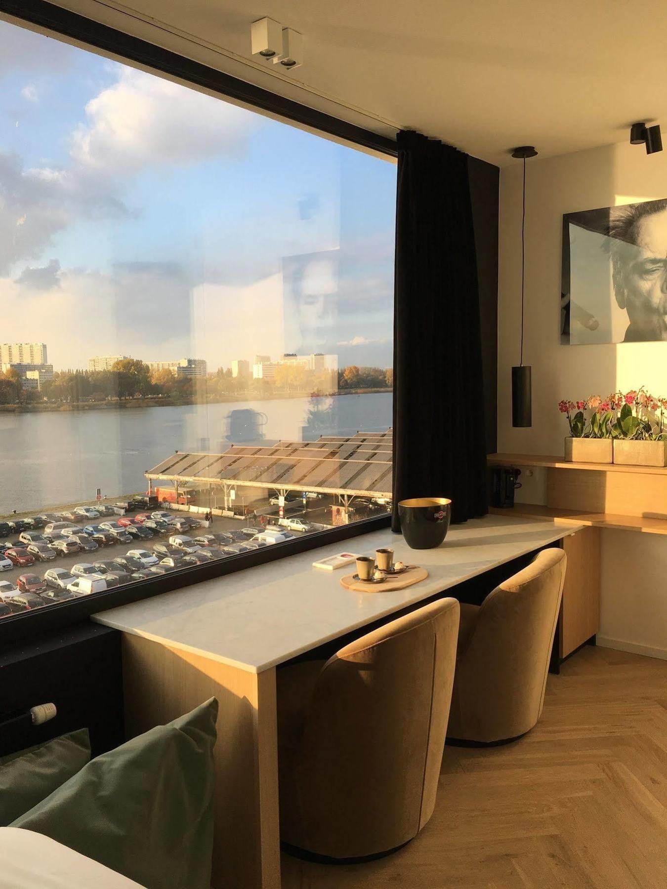 Kaai 11 Hotel Антверпен Екстериор снимка